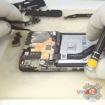 How to disassemble Meizu Note 9 M923H, Step 16/3