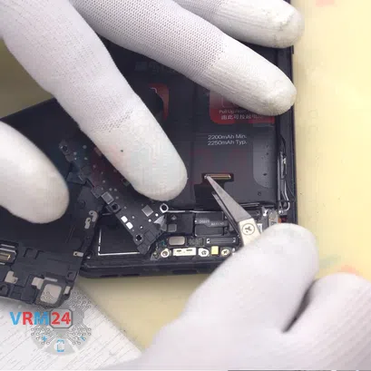 How to disassemble OnePlus 9RT 5G, Step 9/3