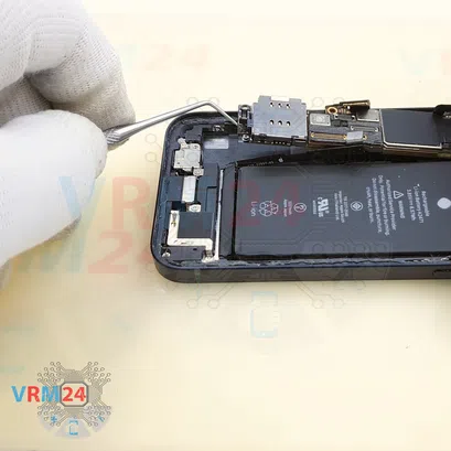 Como desmontar Apple iPhone 12 mini por si mesmo, Passo 17/5