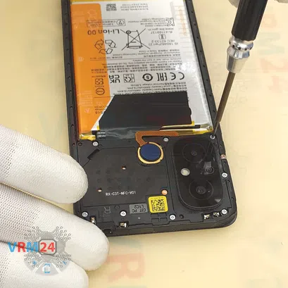 How to disassemble Xiaomi Redmi 12C, Step 4/3