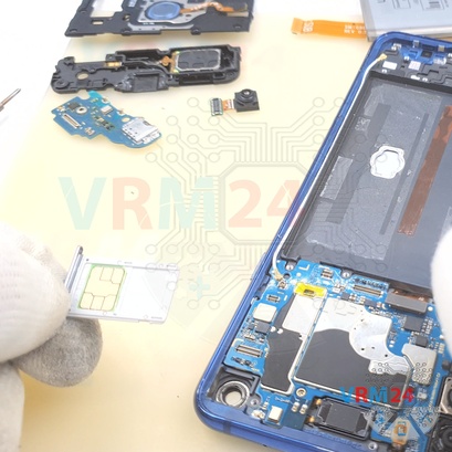 How to disassemble Samsung Galaxy A9 Pro SM-G887, Step 2/4