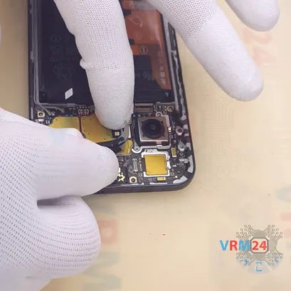 How to disassemble Huawei Nova 11, Step 13/3