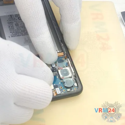 How to disassemble Samsung Galaxy A33 SM-A336, Step 13/3