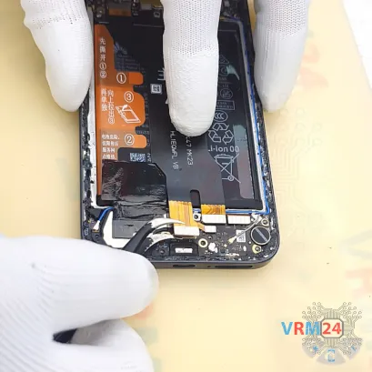 Cómo desmontar Huawei Nova 13, Paso 11/3