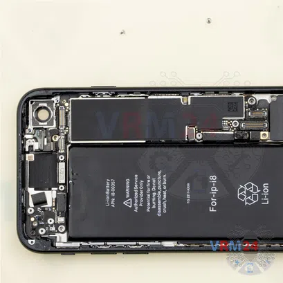 Como desmontar Apple iPhone SE (2nd generation) por si mesmo, Passo 15/2