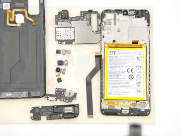 How to disassemble ZTE Blade A7s