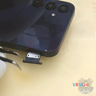 Как разобрать Samsung Galaxy А15 SM-A155, Шаг 2/4