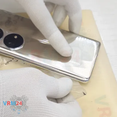 Как разобрать Huawei P50 Pro, Шаг 3/4