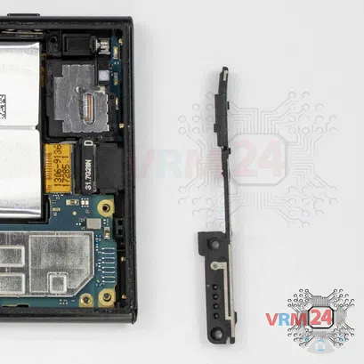 How to disassemble Sony Xperia XZ1, Step 10/2