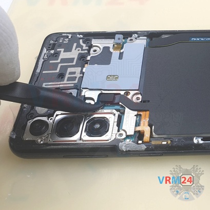 Cómo desmontar Samsung Galaxy S21 Plus SM-G996, Paso 5/4