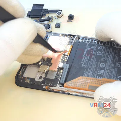 How to disassemble Xiaomi Redmi Note 10 Pro, Step 11/3