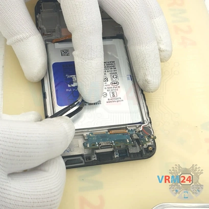 How to disassemble Samsung Galaxy A24 SM-A245, Step 17/2