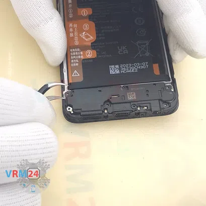 How to disassemble Honor X6, Step 13/3
