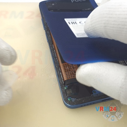 How to disassemble Xiaomi POCO M4 Pro, Step 3/5