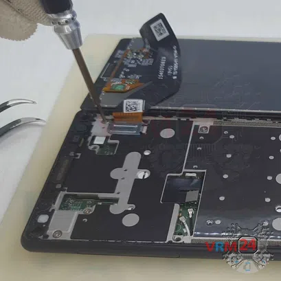 How to disassemble Sony Xperia 10 Plus, Step 4/5