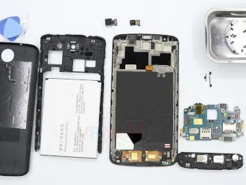 How to disassemble Philips Xenium I928