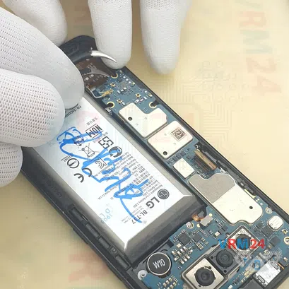 How to disassemble LG V40 ThinQ V405, Step 10/3