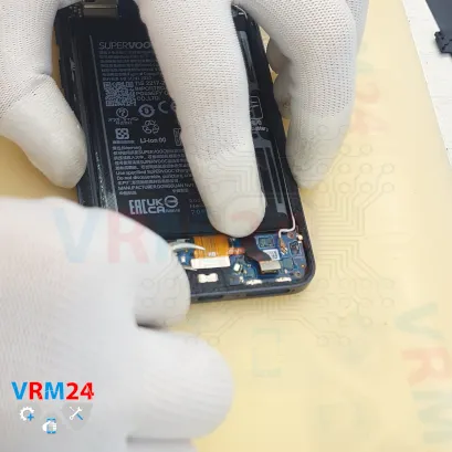 How to disassemble Realme 13+, Step 9/2