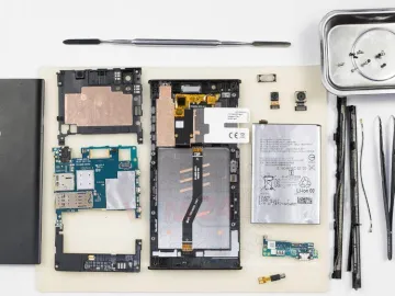 How to disassemble Sony Xperia L1