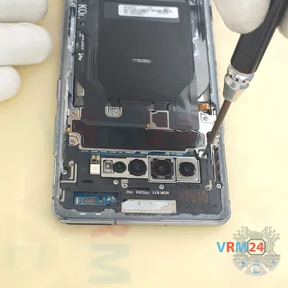 Cómo desmontar Samsung Galaxy S10 5G SM-G977, Paso 4/3