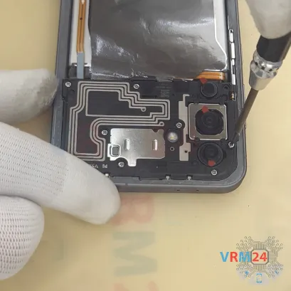 Как разобрать Samsung Galaxy A56 SM-A566, Шаг 5/3