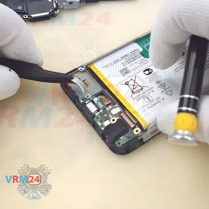 How to disassemble vivo Y31, Step 13/3