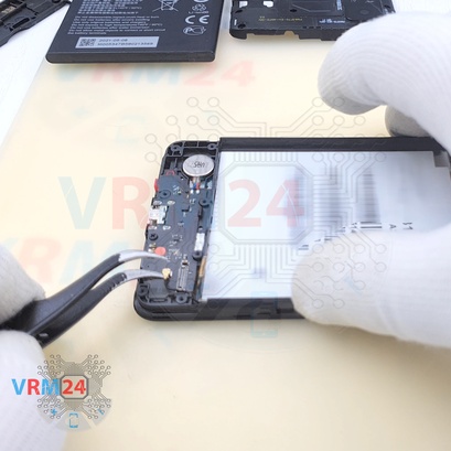 How to disassemble ZTE Blade A31, Step 8/3