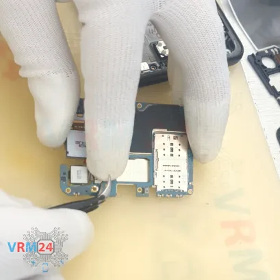 How to disassemble Samsung Galaxy A33 SM-A336, Step 17/3