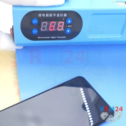 How to disassemble Huawei Nova 14 Pro, Step 3/3