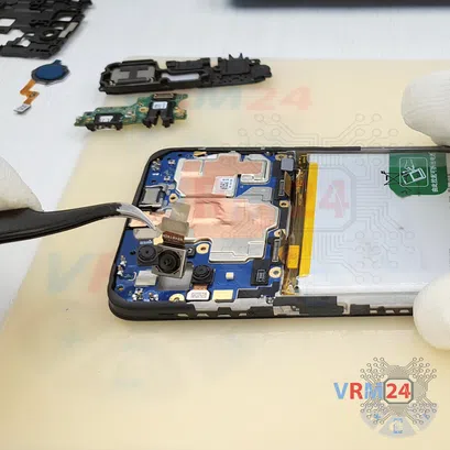 How to disassemble Oppo A31 (2020), Step 12/3