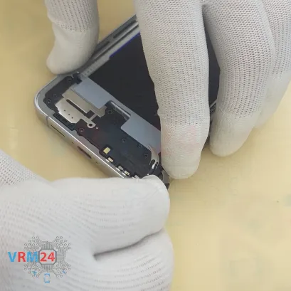 Как разобрать Samsung Galaxy S24 FE SM-S721, Шаг 9/3
