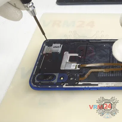 How to disassemble Huawei P Smart Z, Step 5/3