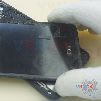 How to disassemble LG V50 ThinQ, Step 3/7