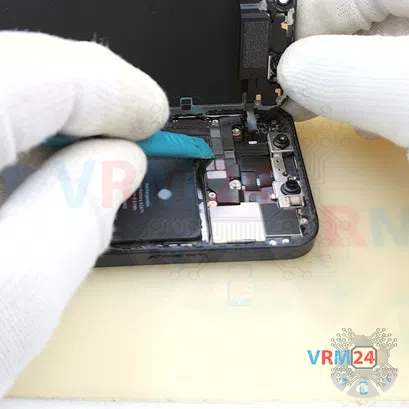 Como desmontar Apple iPhone 12 mini por si mesmo, Passo 7/3