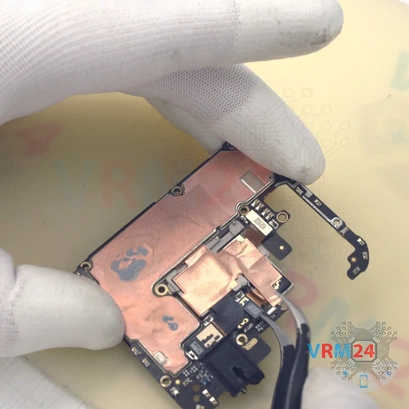 How to disassemble Xiaomi POCO F2 Pro, Step 15/5