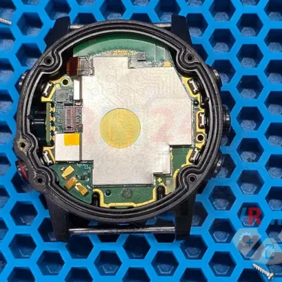 How to disassemble Garmin Fenix 5, Step 7/2
