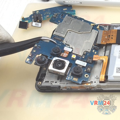How to disassemble Samsung Galaxy A23 SM-A235, Step 15/3