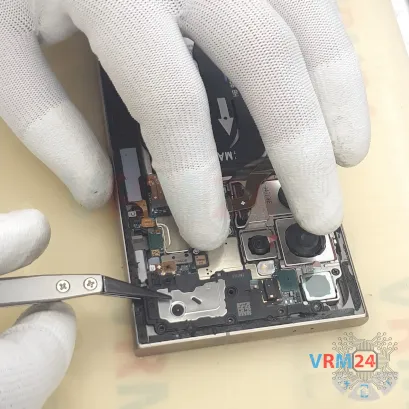 How to disassemble Samsung Galaxy S24 Ultra SM-S928, Step 14/3