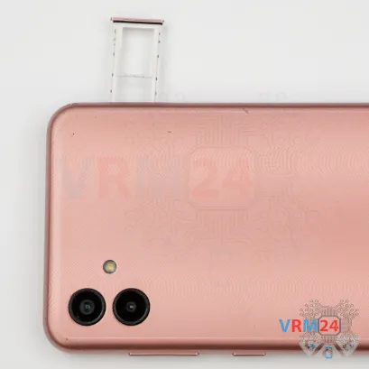 How to disassemble Samsung Galaxy A04 SM-A045, Step 2/2
