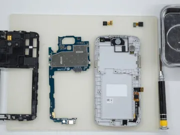 How to disassemble LG K5 X220