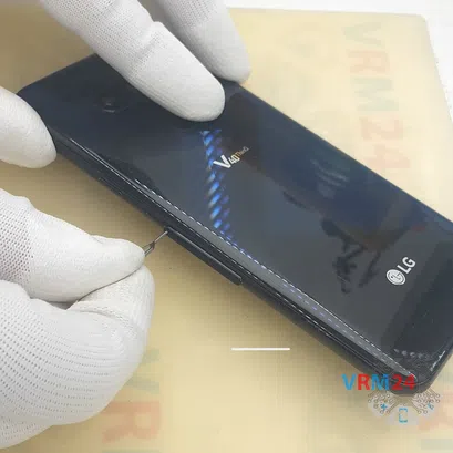 How to disassemble LG V40 ThinQ V405, Step 2/3