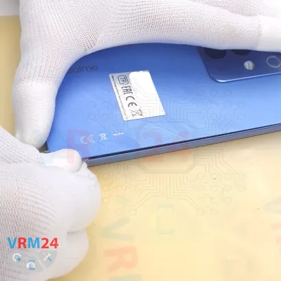 How to disassemble Realme C85, Step 3/4