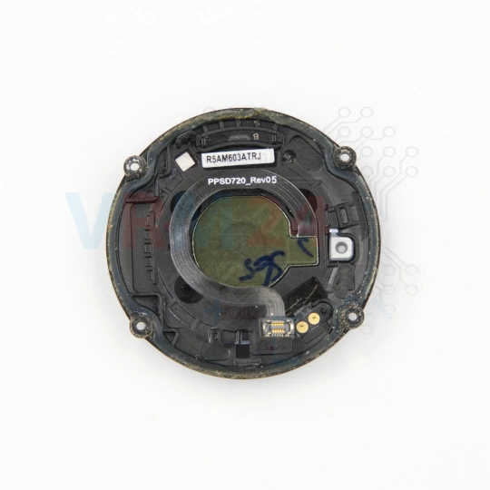 Задняя крышка