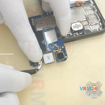 Cómo desmontar Samsung Galaxy A34 SM-A346, Paso 17/3