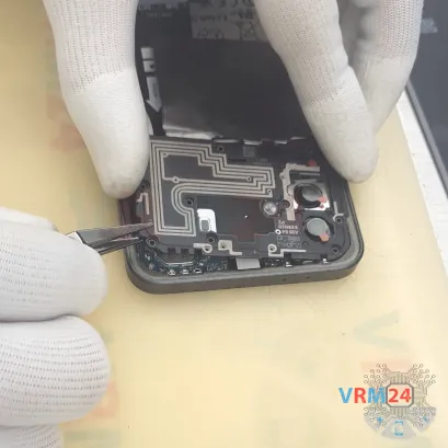 How to disassemble Samsung Galaxy A36 SM-A366, Step 5/3