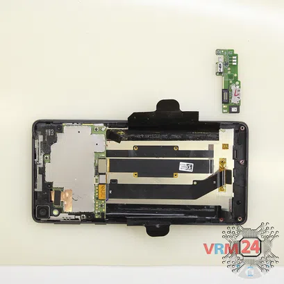 How to disassemble Sony Xperia E5, Step 7/5