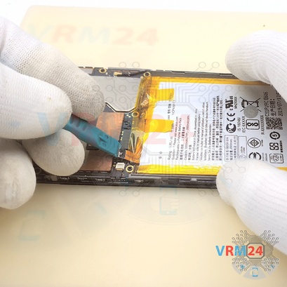 How to disassemble Asus ZenFone 4 Selfie Pro ZD552KL, Step 5/2