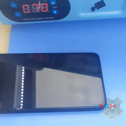 How to disassemble Xiaomi Redmi Note 11 Pro+, Step 3/4