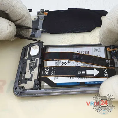 Como desmontar Samsung Galaxy S20 SM-G981 por si mesmo, Passo 9/3