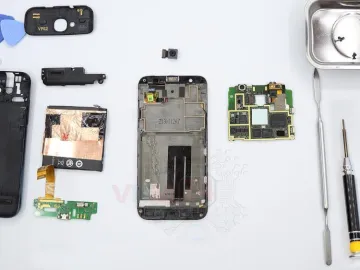 How to disassemble ZTE Grand Era